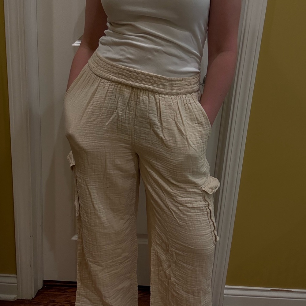Aerie Cream Wide Leg Gauze Cargo Pants